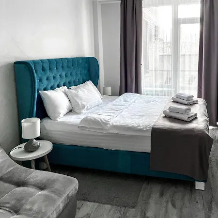 Opera Center & Aparthotel Lemberg
