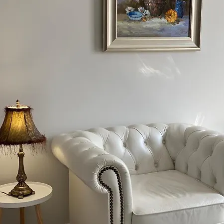 Opera Center Hotel & Apartments 3*