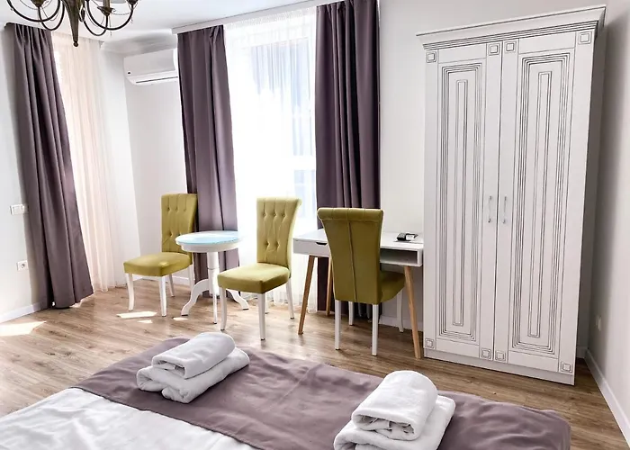 Opera Center Hotel & Apartments 3* Lviv
